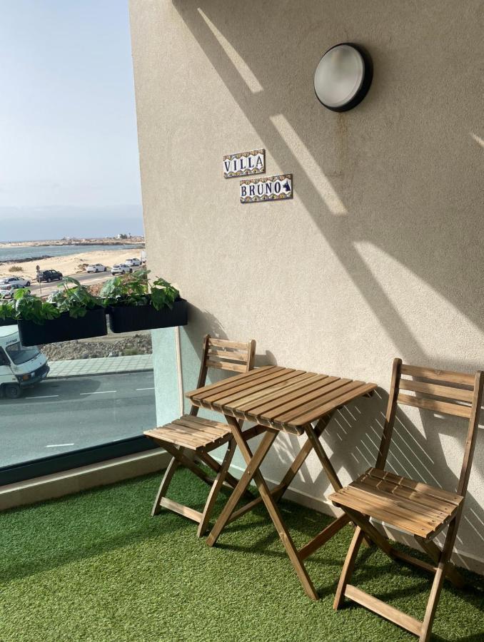 Apartamento Villa Bruno Con Vistas Al Mar, Primera Linea De Playa El Cotillo  Bagian luar foto